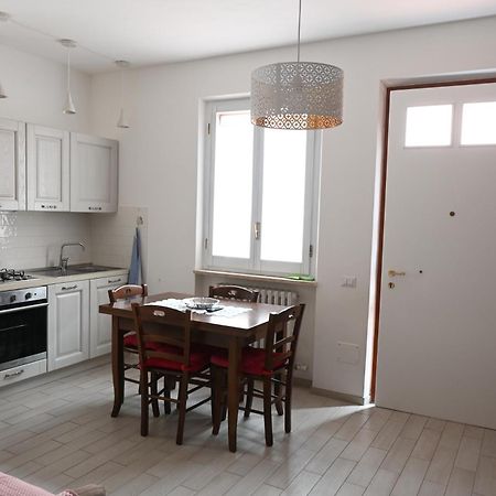 Apartamento N080 - Numana, Bilocale Con Terrazzo In Centro Sirolo Exterior foto